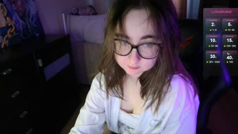If you like it when I meow give me a thumbs up online show from 01-02-25, 11:31
