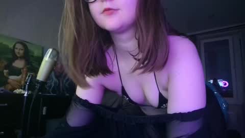 If you like it when I meow give me a thumbs up online show from 02-14-25, 04:20