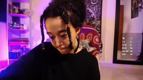 Ela  Help me reach 100 thumbs up online show from 02-03-26, 09:58