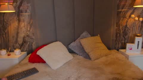   online show from 12-05-24, 01:06