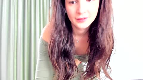 Ela online show from 01-06-25, 09:52