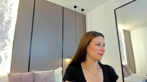 E L A I A online show from 02-23-26, 08:28