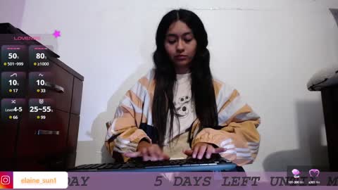 Snapshot of elaine_sun chatting on 01-20-25, 06:42 Elaine eli online show from 01-20-25, 06:42