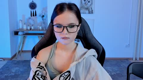 Your sweet girl online show from 02-04-25, 07:22