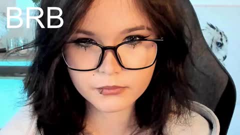 Your sweet girl online show from 02-28-25, 10:39