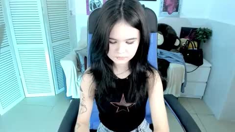 Your sweet girl online show from 10-07-25, 07:00