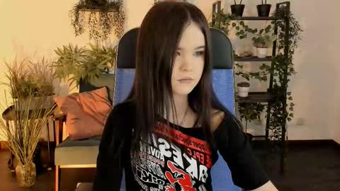 Your sweet girl online show from 12-16-25, 06:57