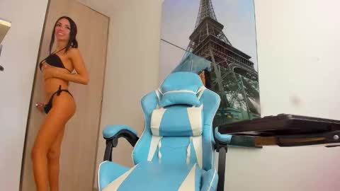 elalux777 online show from 10-20-25, 03:45