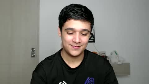 Snapshot of elandor__79876 chatting on 10-26-25, 01:39 elandor online show from 10-26-25, 01:39