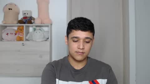 Snapshot of elandor__79876 chatting on 11-28-25, 07:33 elandor online show from 11-28-25, 07:33