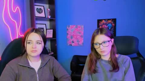 Snapshot of elani_grey chatting on 02-12-26, 03:51 elani online show from 02-12-26, 03:51