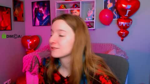 Snapshot of elani_grey chatting on 02-20-26, 10:16 elani online show from 02-20-26, 10:16