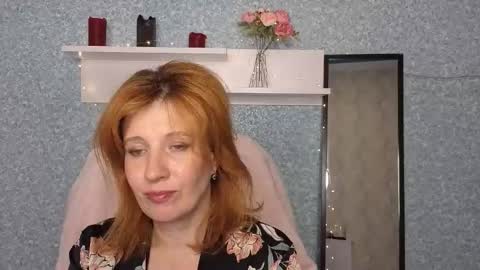 Snapshot of elannaria chatting on 09-26-25, 05:28 Elanna online show from 09-26-25, 05:28