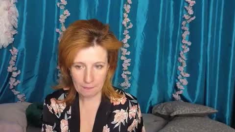 Snapshot of elannaria chatting on 09-29-25, 04:12 Elanna online show from 09-29-25, 04:12