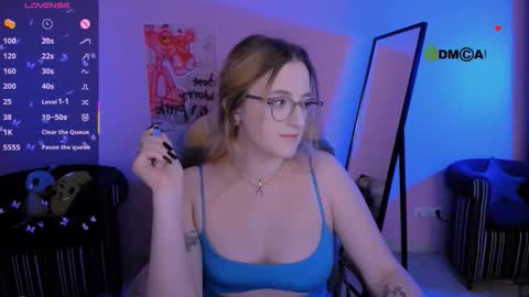 elara_night online show from 10-04-25, 07:23