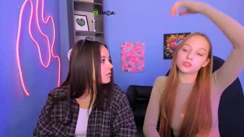 Snapshot of elara_night1 chatting on 03-19-26, 12:20 Elara online show from 03-19-26, 12:20