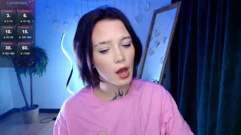 elastikiss online show from 10-18-25, 02:36