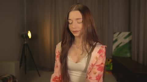 Elba Blance online show from 10-27-25, 02:10