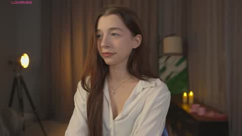 Elba Blance online show from 11-21-25, 01:54