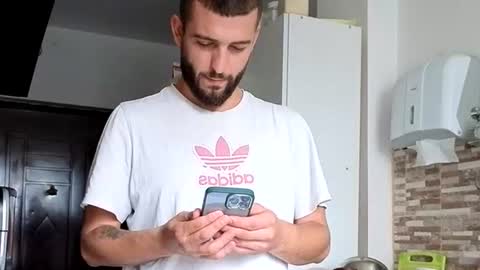 elchapoguzman95 online show from 10-07-25, 10:23