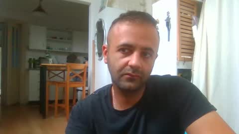 daniel18cmx online show from 11-04-25, 01:59