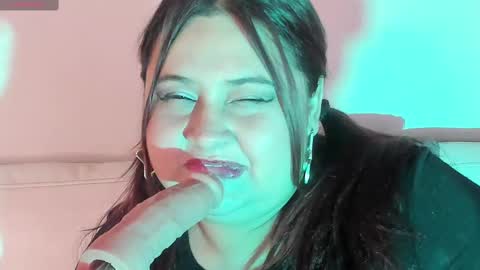 Snapshot of electrabig_xxx chatting on 11-07-25, 04:12 Electra online show from 11-07-25, 04:12