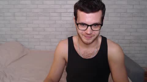 Alex online show from 10-20-25, 05:35