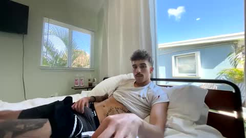 Snapshot of electron448 chatting on 10-21-25, 07:03 electron448 online show from 10-21-25, 07:03