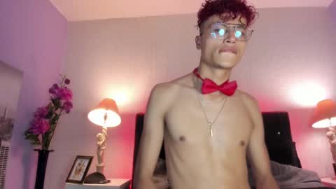 Elegant online show from 12-29-24, 08:55