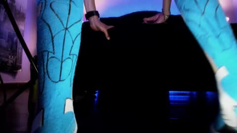 Elegant online show from 01-12-25, 08:46