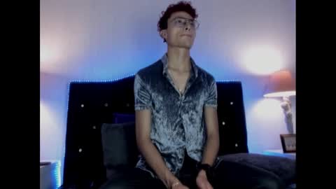 Elegant online show from 01-14-25, 06:45