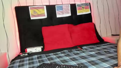 Elegant online show from 01-16-25, 03:02