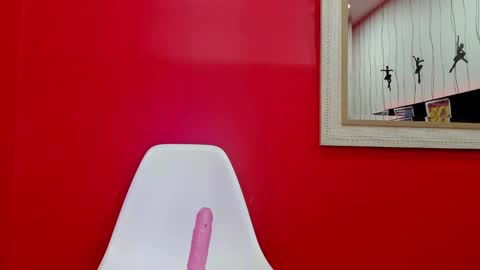 Elegant online show from 01-16-25, 10:42