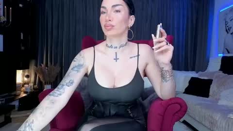 Snapshot of elektravelvet chatting on 01-28-25, 06:16 ElektraSheDemon online show from 01-28-25, 06:16