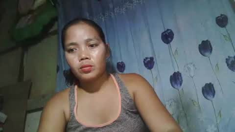elena_babe33 online show from 10-13-25, 04:23