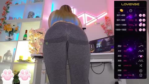 Elena online show from 01-25-25, 11:11