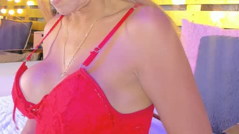 Elena online show from 03-08-25, 07:20