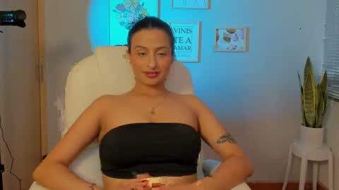 Elena online show from 01-11-25, 08:43