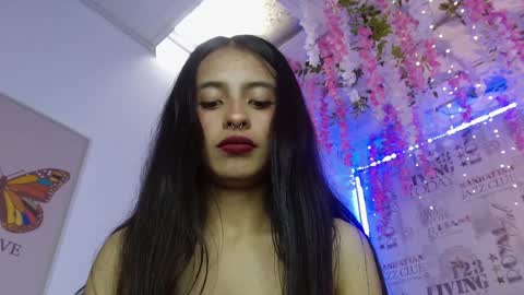Elena online show from 01-22-25, 05:59