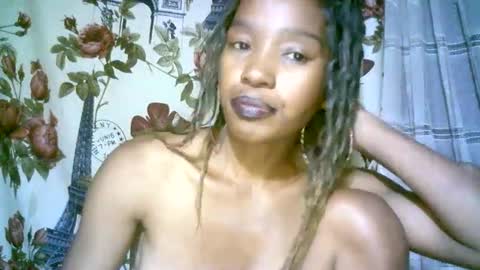 elenah013 online show from 12-04-24, 11:52