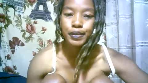elenah013 online show from 12-22-24, 09:44