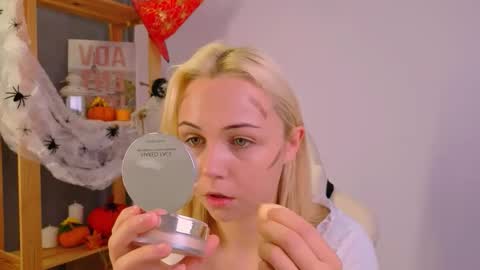 elenamonroee online show from 10-21-25, 03:40