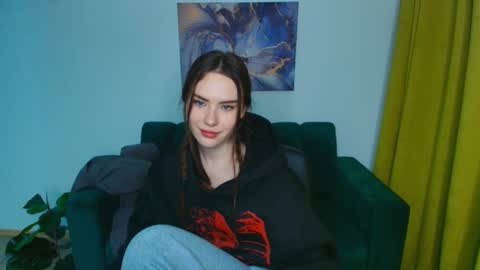 elenaoconar online show from 03-04-25, 06:39