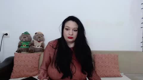 Snapshot of elenatroyy chatting on 02-11-25, 09:46 ElenaTroyy online show from 02-11-25, 09:46