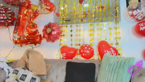 elenna_boobs_ online show from 09-17-25, 06:04