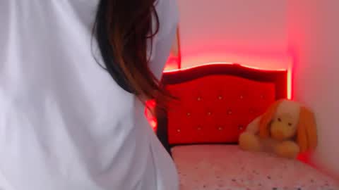 agnes online show from 12-21-24, 06:02