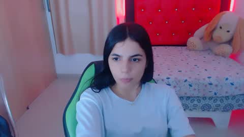 agnes online show from 12-21-24, 10:30