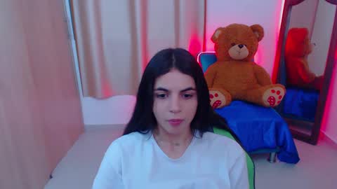 agnes online show from 02-11-25, 11:01