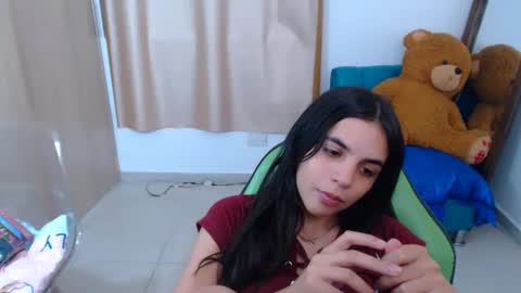 agnes online show from 02-25-25, 07:03