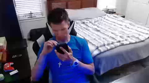 Walker online show from 10-10-25, 11:04